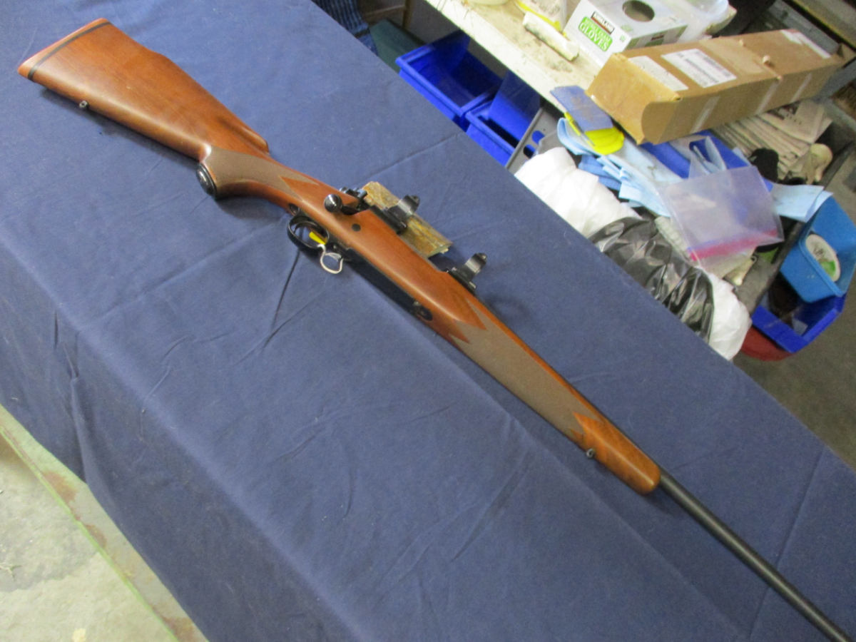 Winchester Model 70 Custom .22-250 Rem. - Picture 1