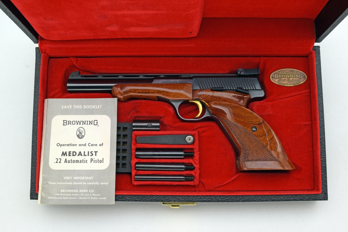 BROWNING BELGIUM MADE MODEL - MEDALIST SEMI AUTO PISTOL CALIBER 22 LONG RIFLE WITH BOX - Picture 1