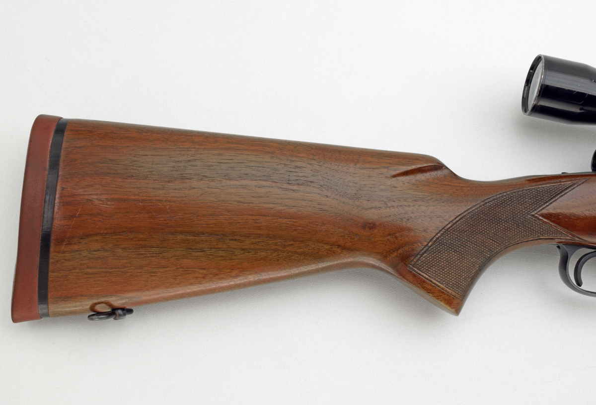 WINCHESTER PRE 64 MODEL 70 BOLT ACTION RIFLE CALIBER 375 H&H MAGNUM MADE IN 1955 C&R OK - Picture 4 WINCHESTER PRE 64 MODEL 70 BOLT ACTION RIFLE CALIBER 375 H&H MAGNUM MADE IN 1955 C&R OK - Picture 4