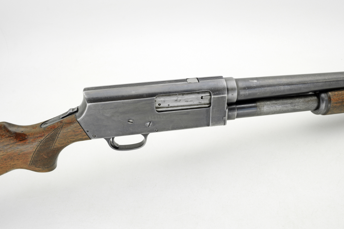 Western Cartridge Company MODEL 30 PUMP ACTION SHOTGUN 12 GAUGE 2-3/4