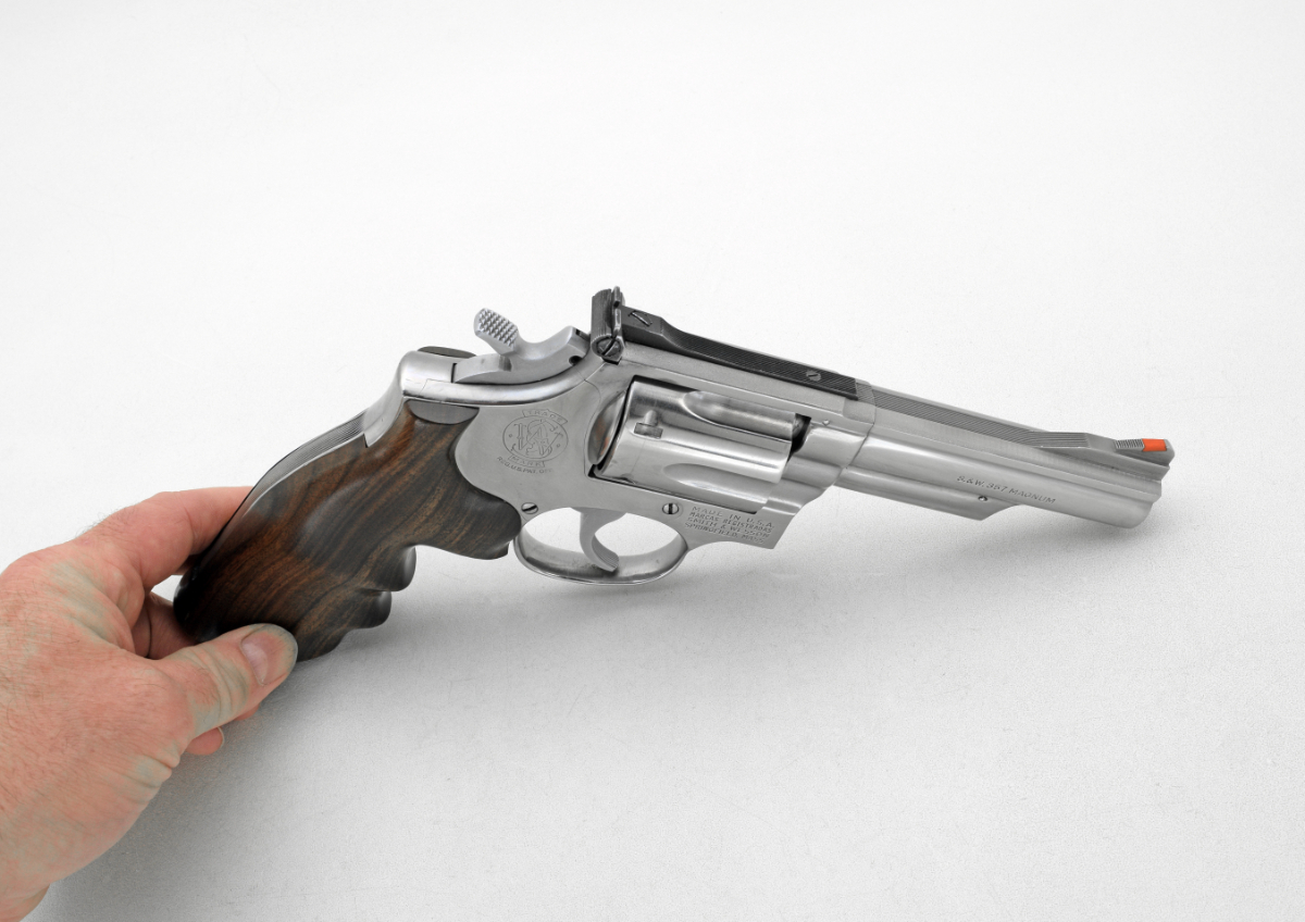 Smith & Wesson 66-1 STAINLESS STEEL REVOLVER PINNED & RECESSED CALIBER 357 MAGNUM .357 Magnum - Picture 4