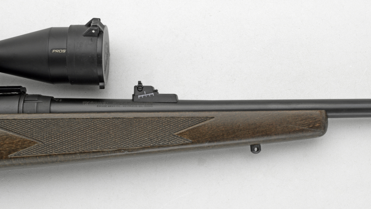 SAVAGE MODEL 110 BOLT ACTION RIFLE CALIBER 7MM MAGNUM & SCOPE 7mm Rem