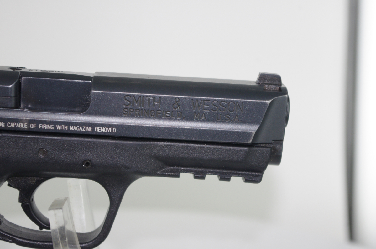 Smith & Wesson M&P40 Model Black Finish Stainless 15 RND MAGAZINE .40 S&W - Picture 2