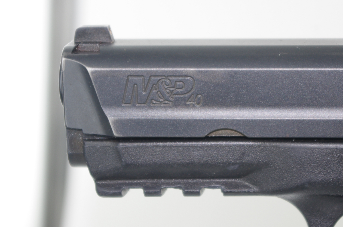 Smith & Wesson M&P40 Model Black Finish Stainless 15 RND MAGAZINE .40 S&W - Picture 4