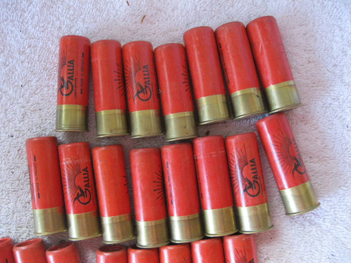 Gevelot 12 Gauge Shotgun Shells Paris Gallia France 23 Count Roll Crimp ...