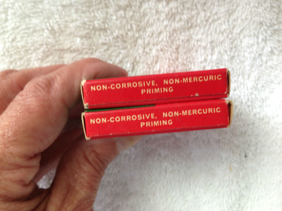 CIL Large Pistol Primers No. 2 1/2 Canadian Industries Limited 194 Count / 9220 .22 Lr For