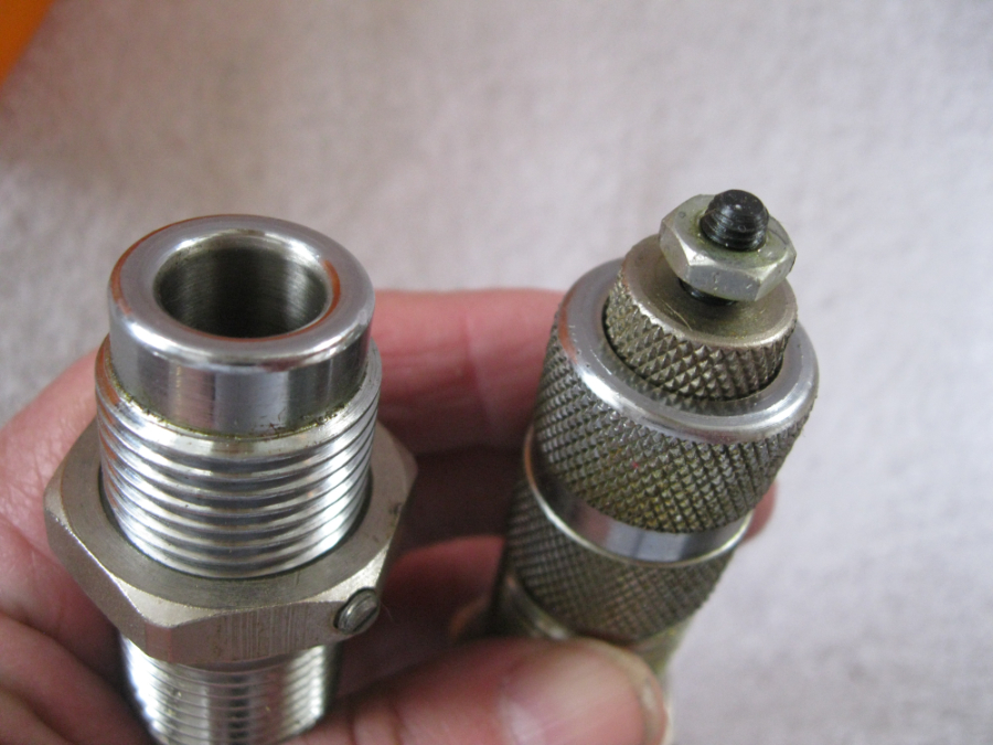 LYMAN TWO DIE SET 22250 RIFLE FULL LENGTH SIZING DIE AND BULLET