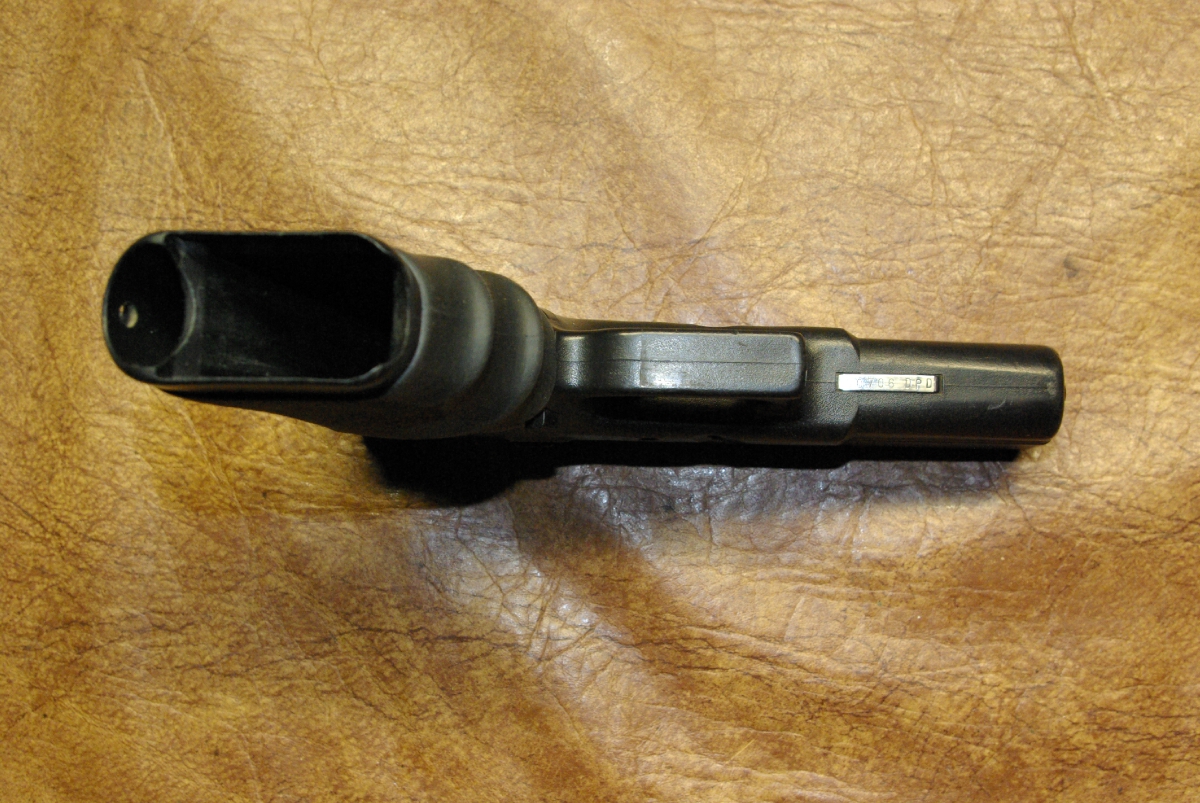 Glock, Inc. - 22 Standard Fixed Sights  Detroit PD Service Weapon   3 Correct Glock Magazines - Picture 4