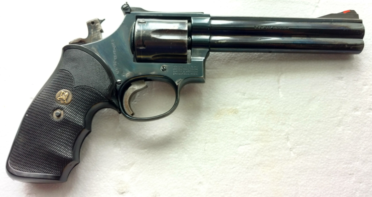 Smith & Wesson - 586, 6