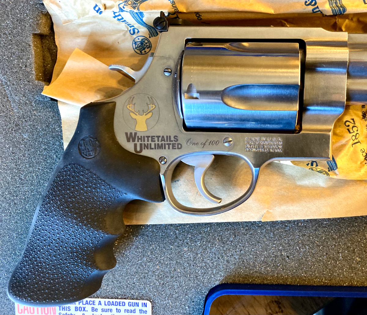 Smith & Wesson Model 460 Xrv RevolverWhitetails Unlimited1 Of 100