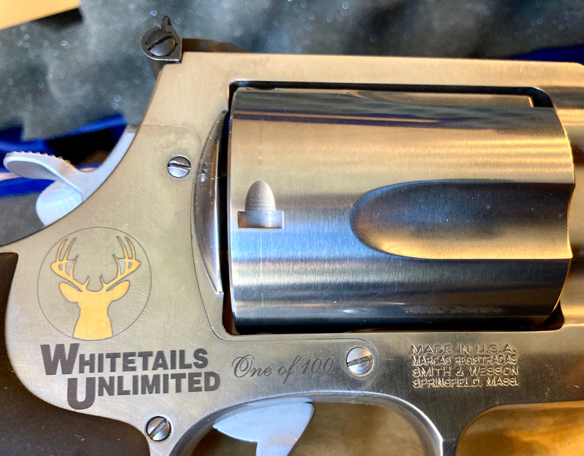 Smith & Wesson Model 460 Xrv RevolverWhitetails Unlimited1 Of 100