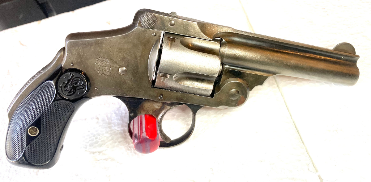 Smith & Wesson .38 SAFETY HAMMERLESS 