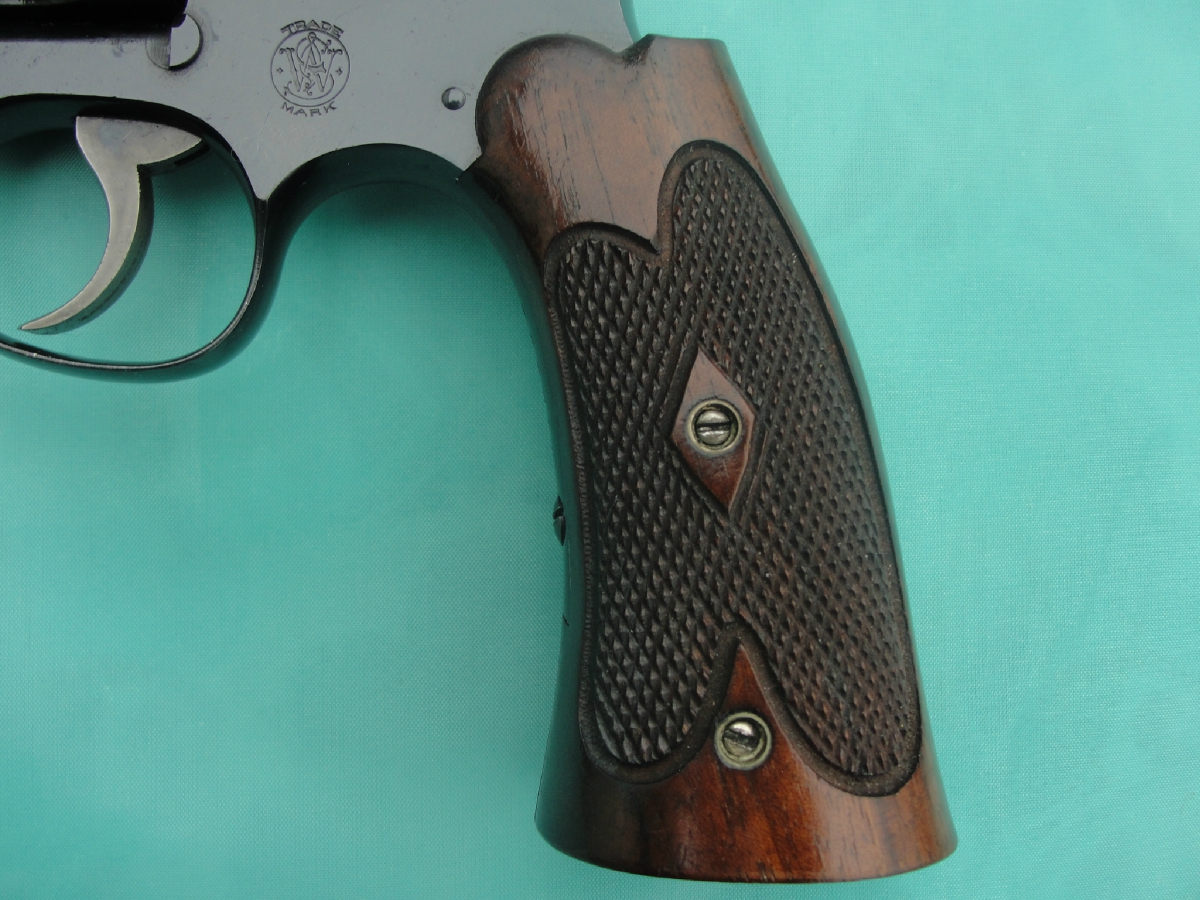S&W - 22/32 BEKEART HAND EJECTOR  PRE WAR INVESTMENT GRADE - Picture 4