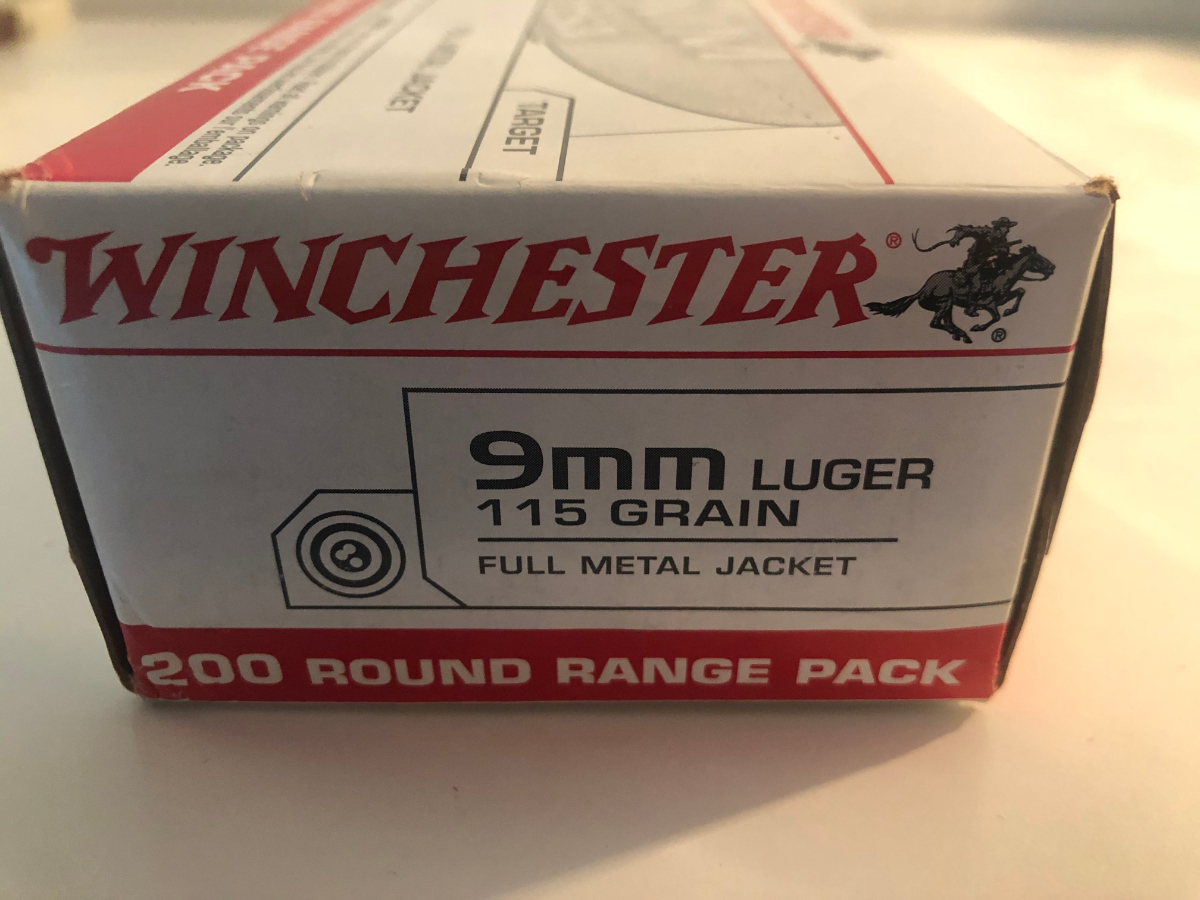 Winchester 200 round range pack 9mm 115 grain fmj factory new