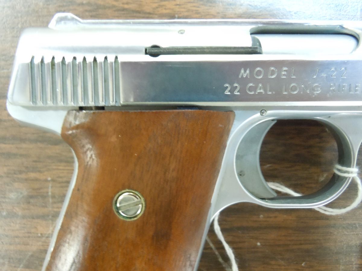 Jennings/Bryco Model J22 Chrome two 6 round magazines, Walnut grips