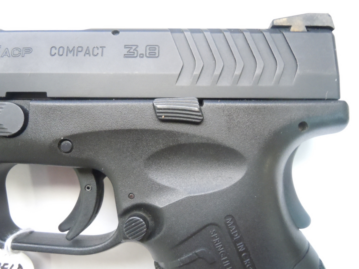 Springfield Armory Model XDM 3.8 Compact three 13 round mags holster