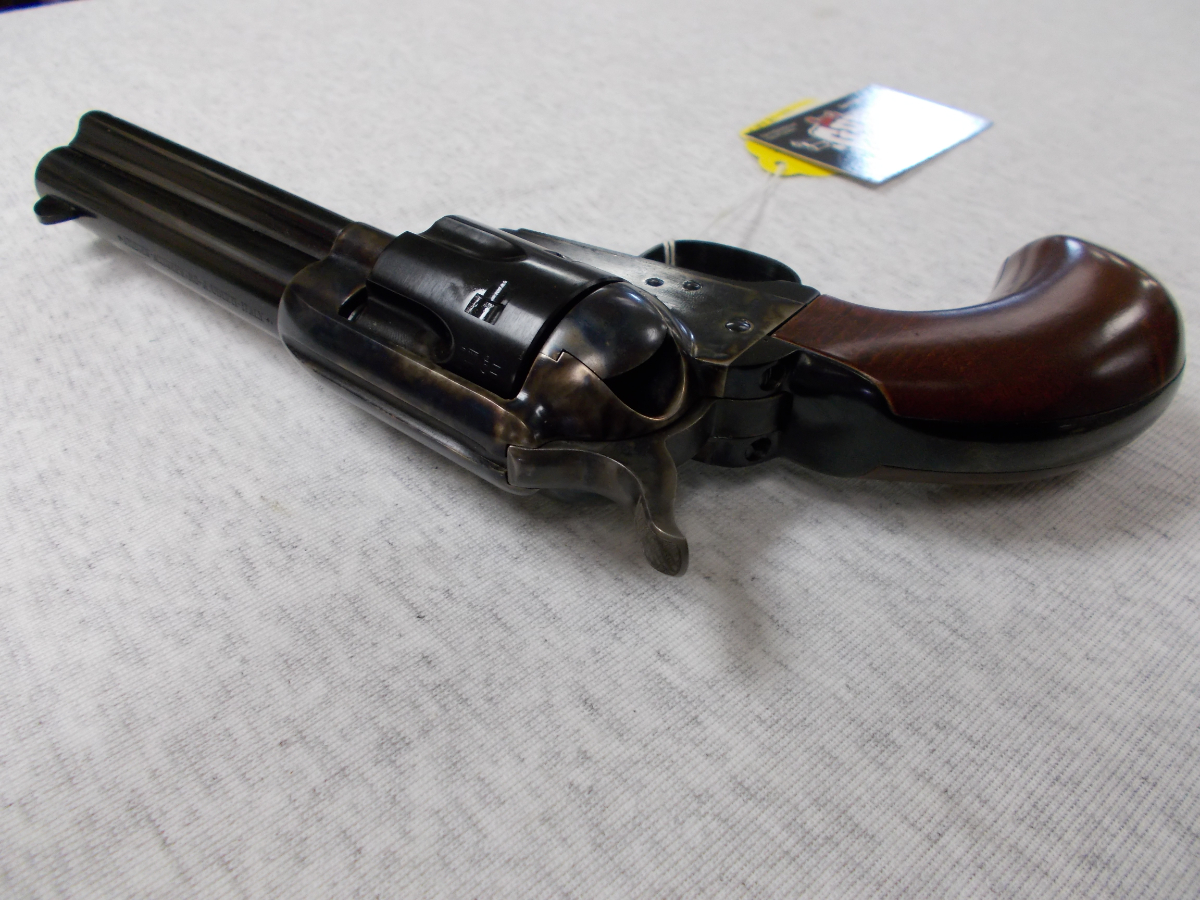 Uberti Cattleman W Birds Head Grip C Magnum For