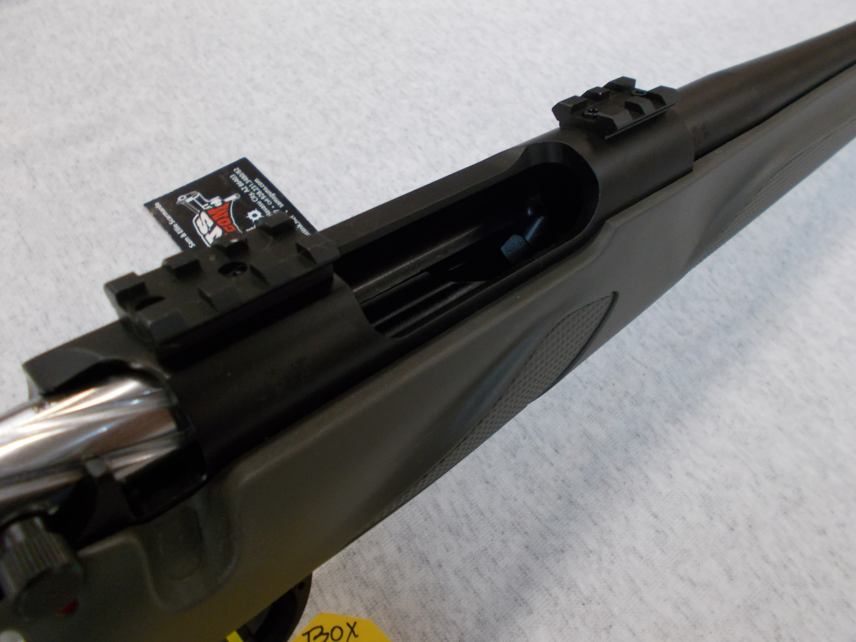 Franchi Momentum Grey w/ black barrel, muzzle, and scope mount rail