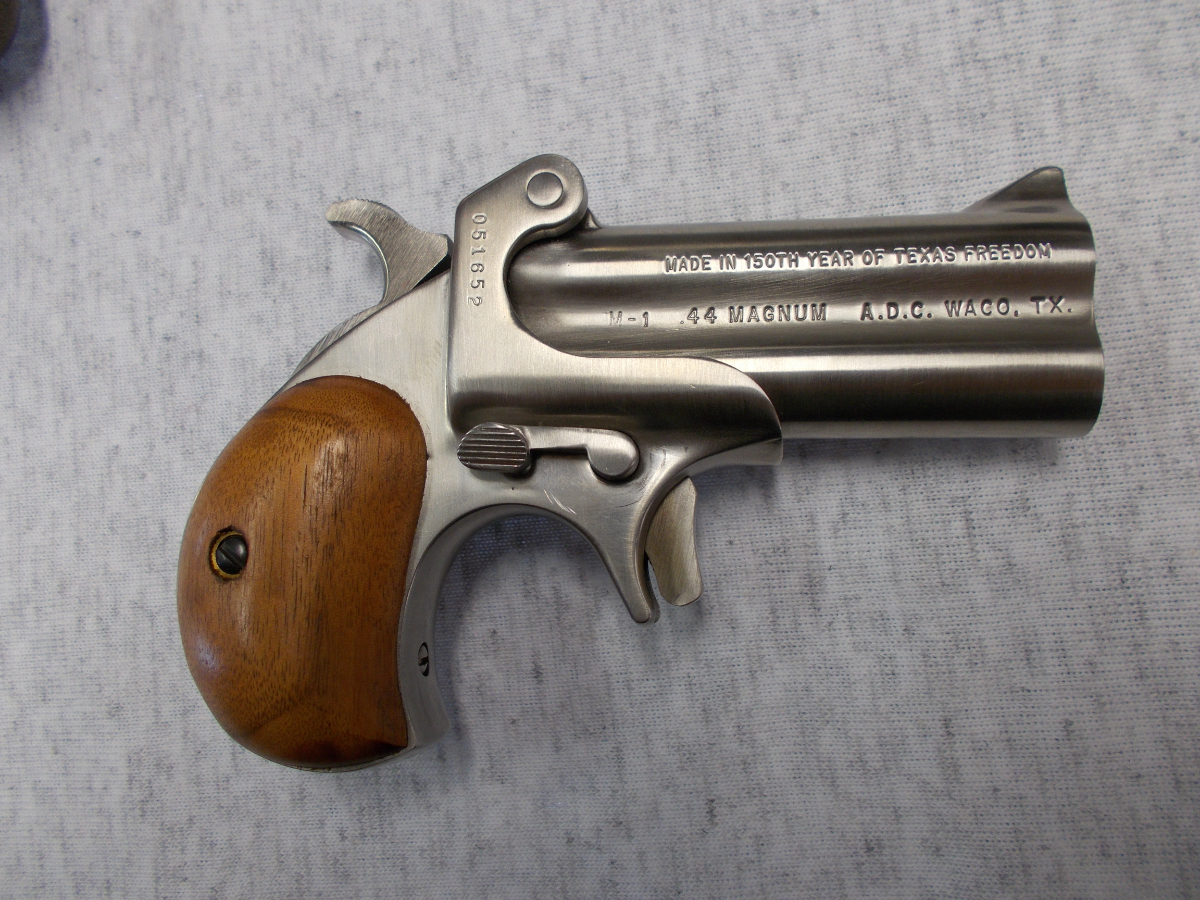 American Derringer STAINLESS STEEL Model 1 .44 Mag & 44 spl w/ display ...