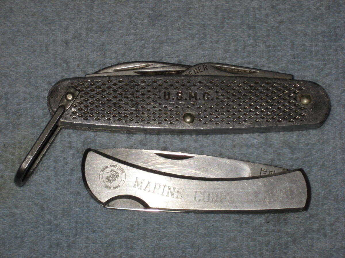 U.S.M.C. VINTAGE MILITARY POCKET KNIFE CAMILLUS 1994 FOUR BLADES 3 3/4