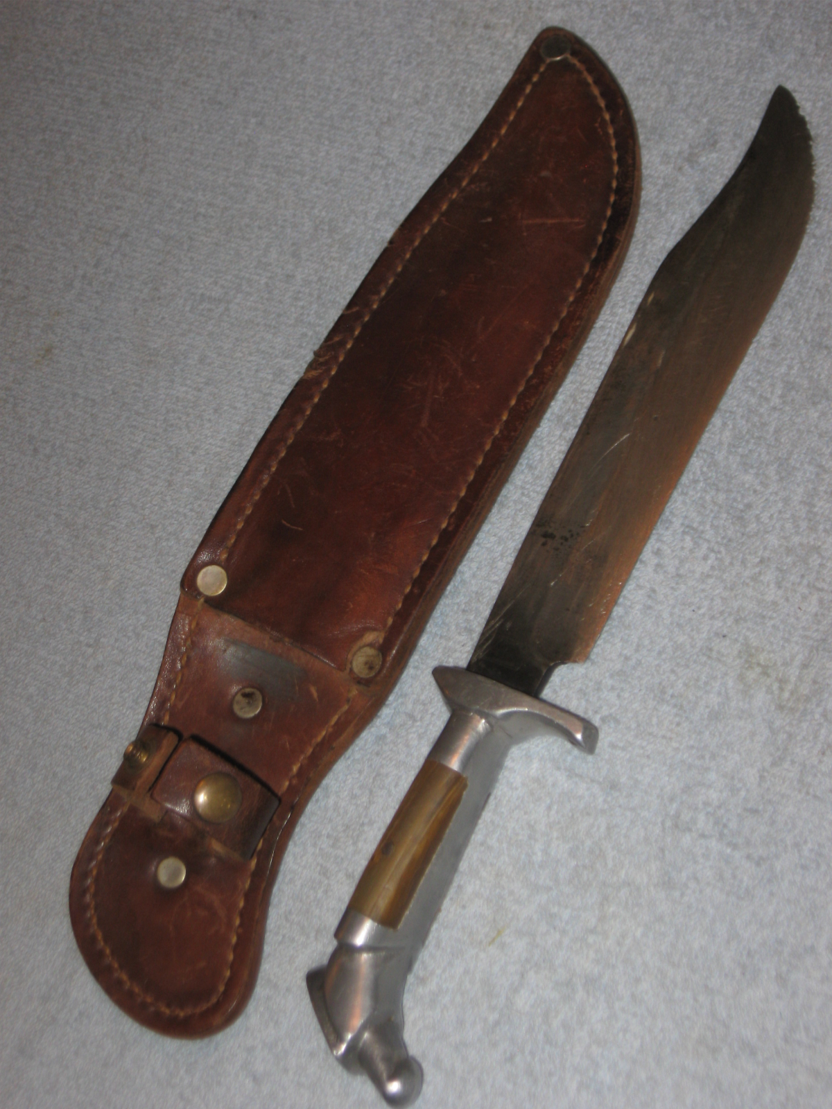 Vintage Mexican bowie knife with sheath