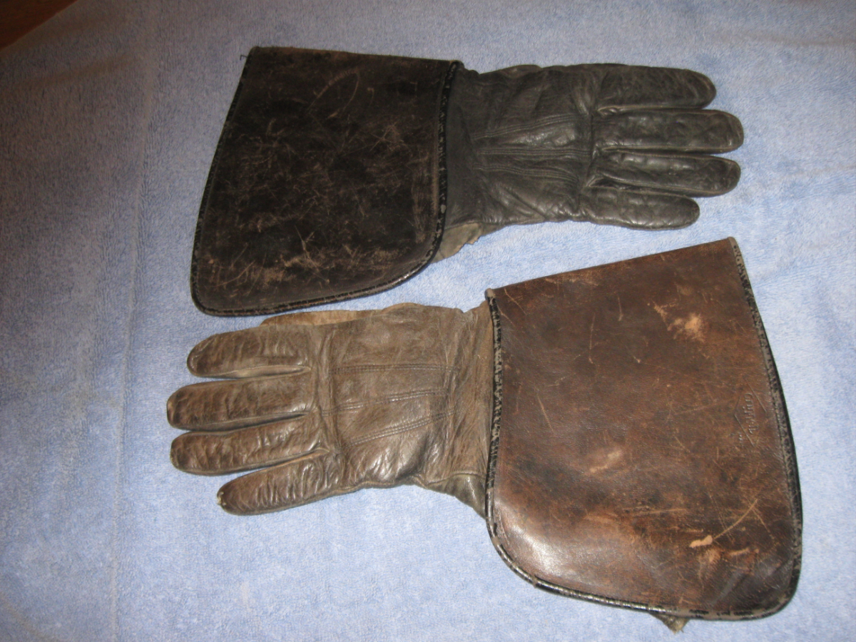 GRINNELL ANTIQUE M/C GAUNTLET GLOVES SIZE 9 17235971