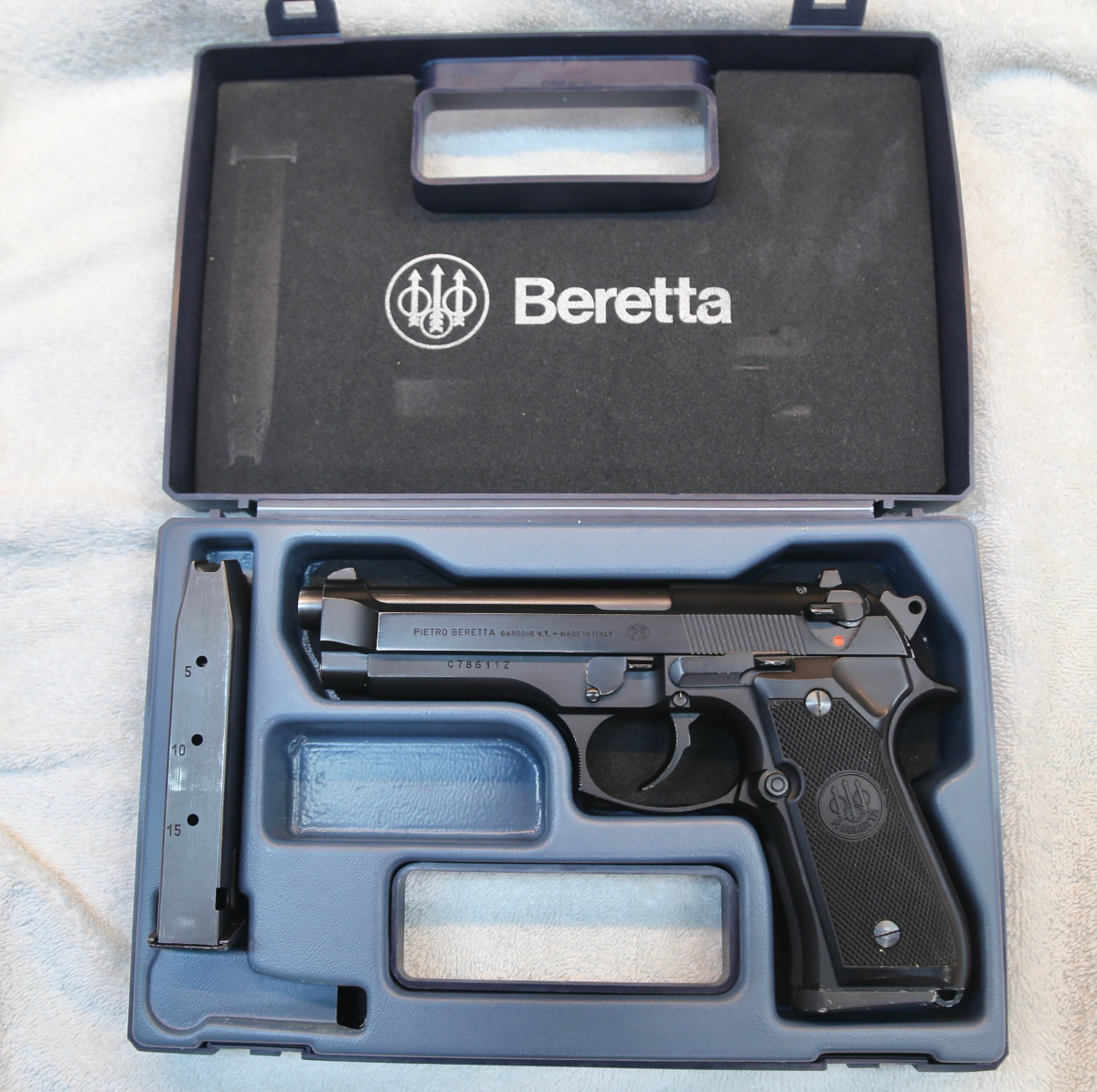 Beretta Model 92F 9mm Luger 17245397 - GunAuction.com