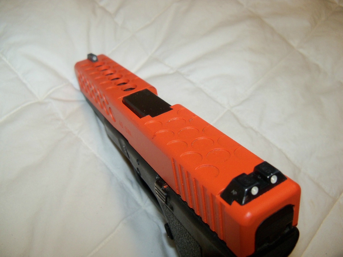 Glock - Glock model 22 40 cal { tricked out} - Picture 4
