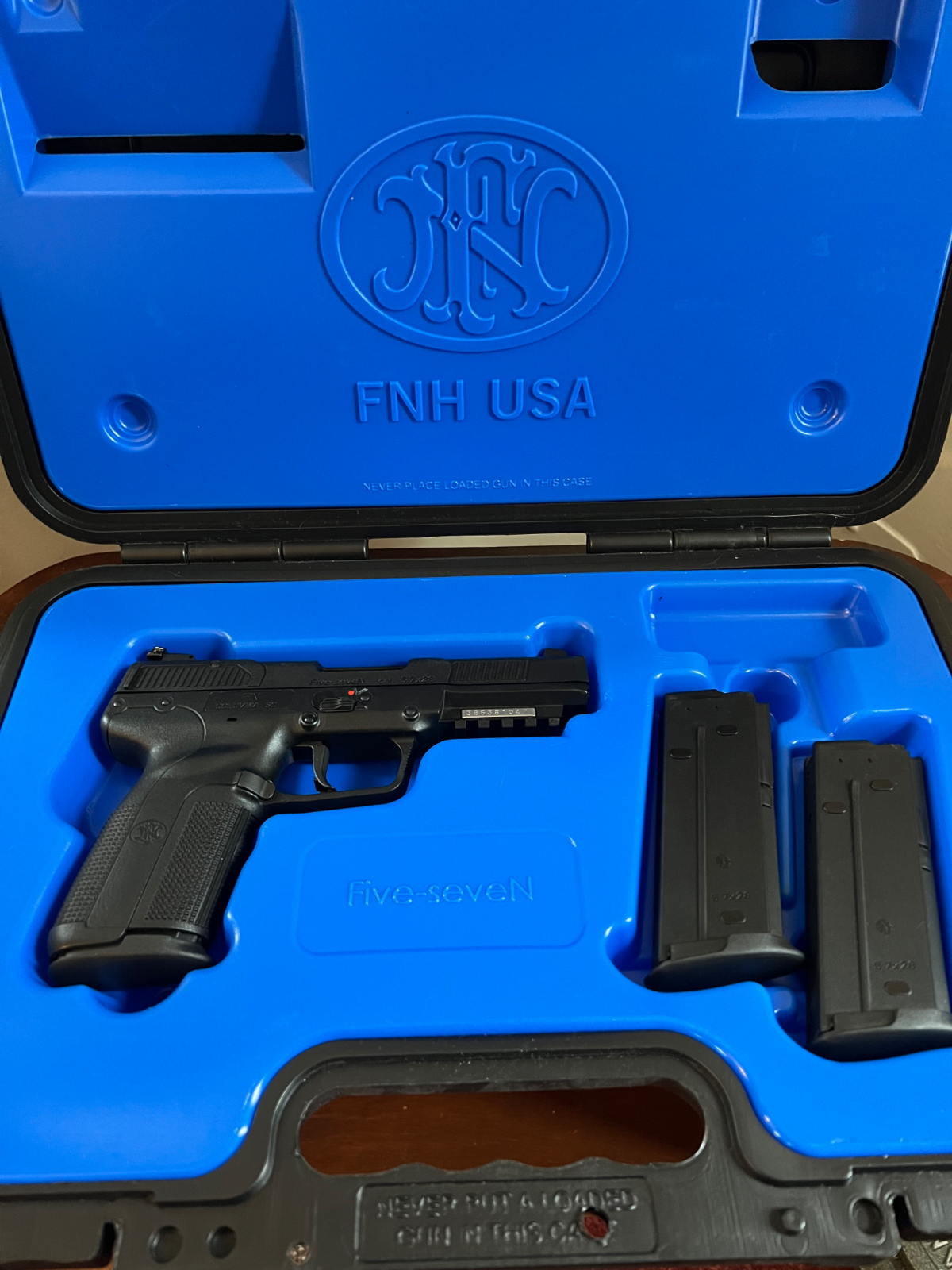 5x7.28mm Fn Herstal Blk Semi Auto Like New Includes 3 Mags With ...