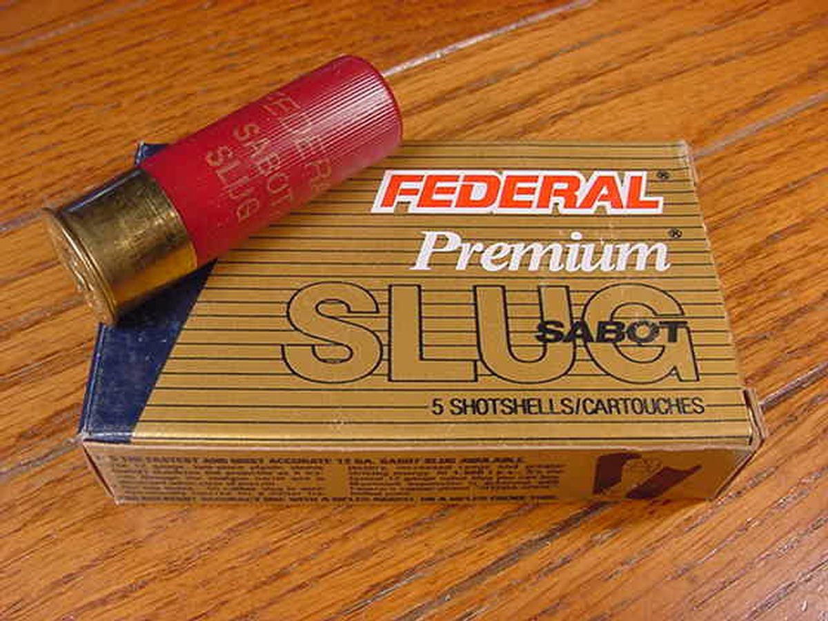 box-of-federal-premium-12-gauge-hydra-shok-hollow-point-sabot-slugs