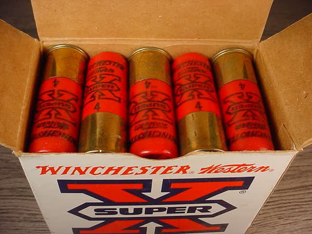 box-of-winchester-western-super-x-mark-5-12-gauge-number-4-shot