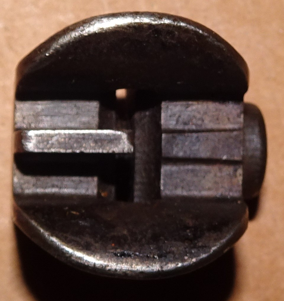 INTERNATIONAL HARVESTER M1 GARAND FRONT SIGHT WITH SCREW 17204636 ...