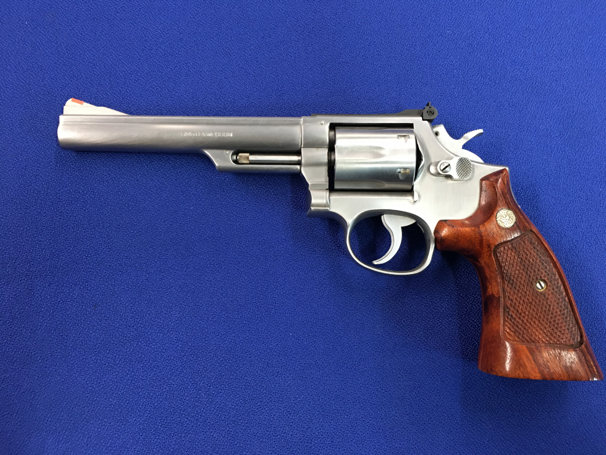 SMITH & WESSON MODEL 66-1, COMES W/ FACTORY BOX & PAPERS, CHAMBERED IN .357 Magnum - Picture 2