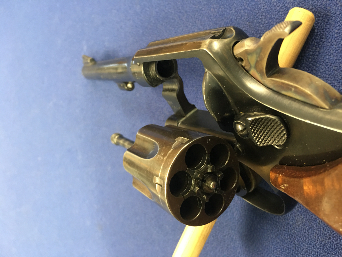 Smith & Wesson HAND EJECTOR, LEND LEASE, PDD GRIPS, TRIGGER SHOE, CHAMBERED IN .38 S&W - Picture 3