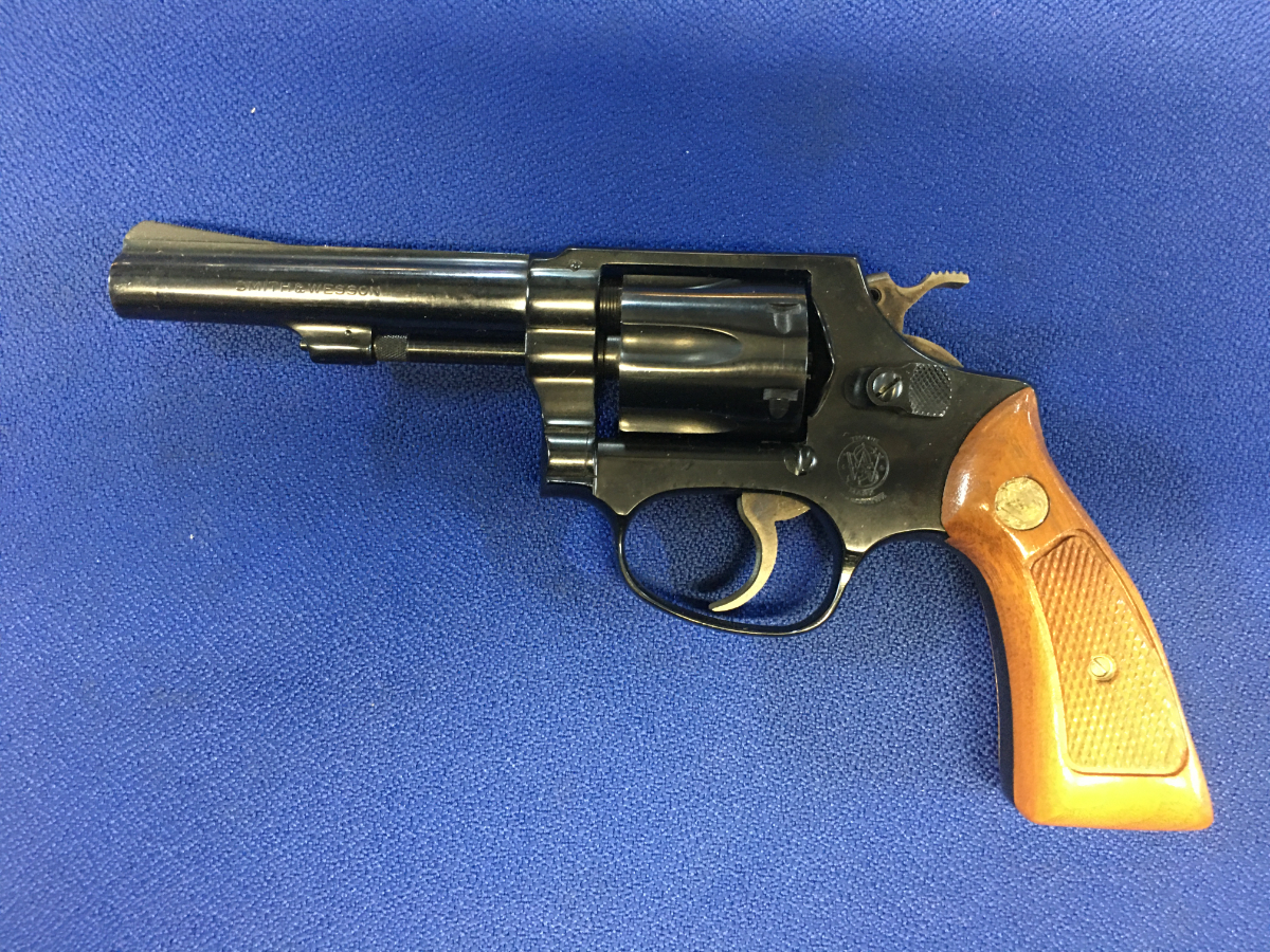 Smith & Wesson MODEL 31-1, COMES W/ FACTORY BOX & PAPERS, CHAMBERED IN .32 S&W Long - Picture 2