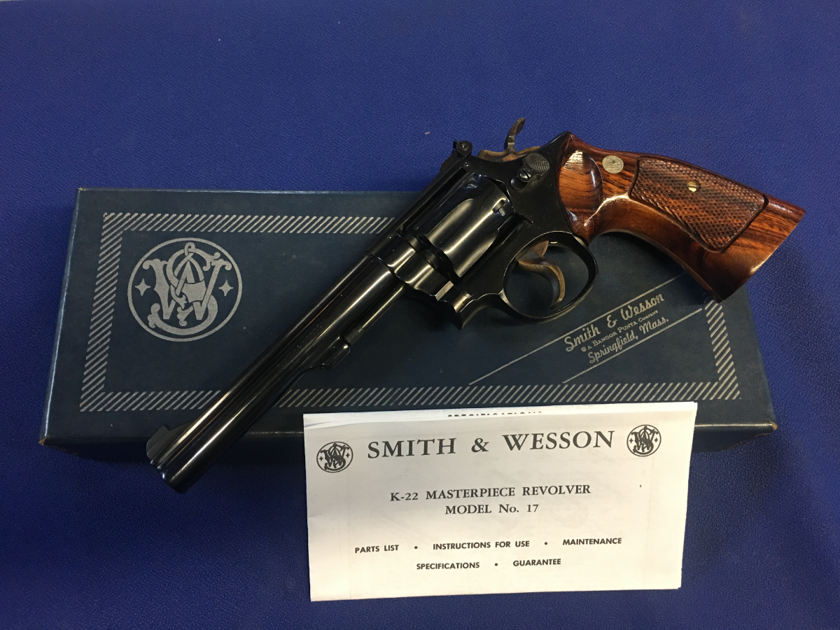 Smith & Wesson MODEL 17-3, COMES W/ FACTORY BOX & PAPERS, CHAMBERED IN .22 LR - Picture 4