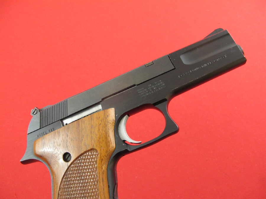 Smith & Wesson Model 422 22lr - 4.5in Blue, Nice!! **NO RESERVE** - Picture 3 Smith & Wesson Model 422 22lr - 4.5in Blue, Nice!! **NO RESERVE** - Picture 3