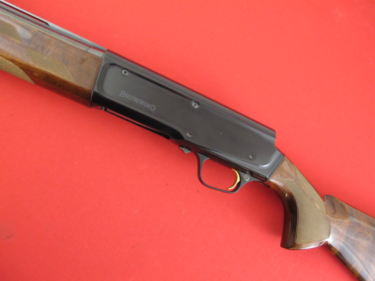 Browning Model A5 12ga, 26in VR Blue/Wood, MFG 2014, w/Invector DS