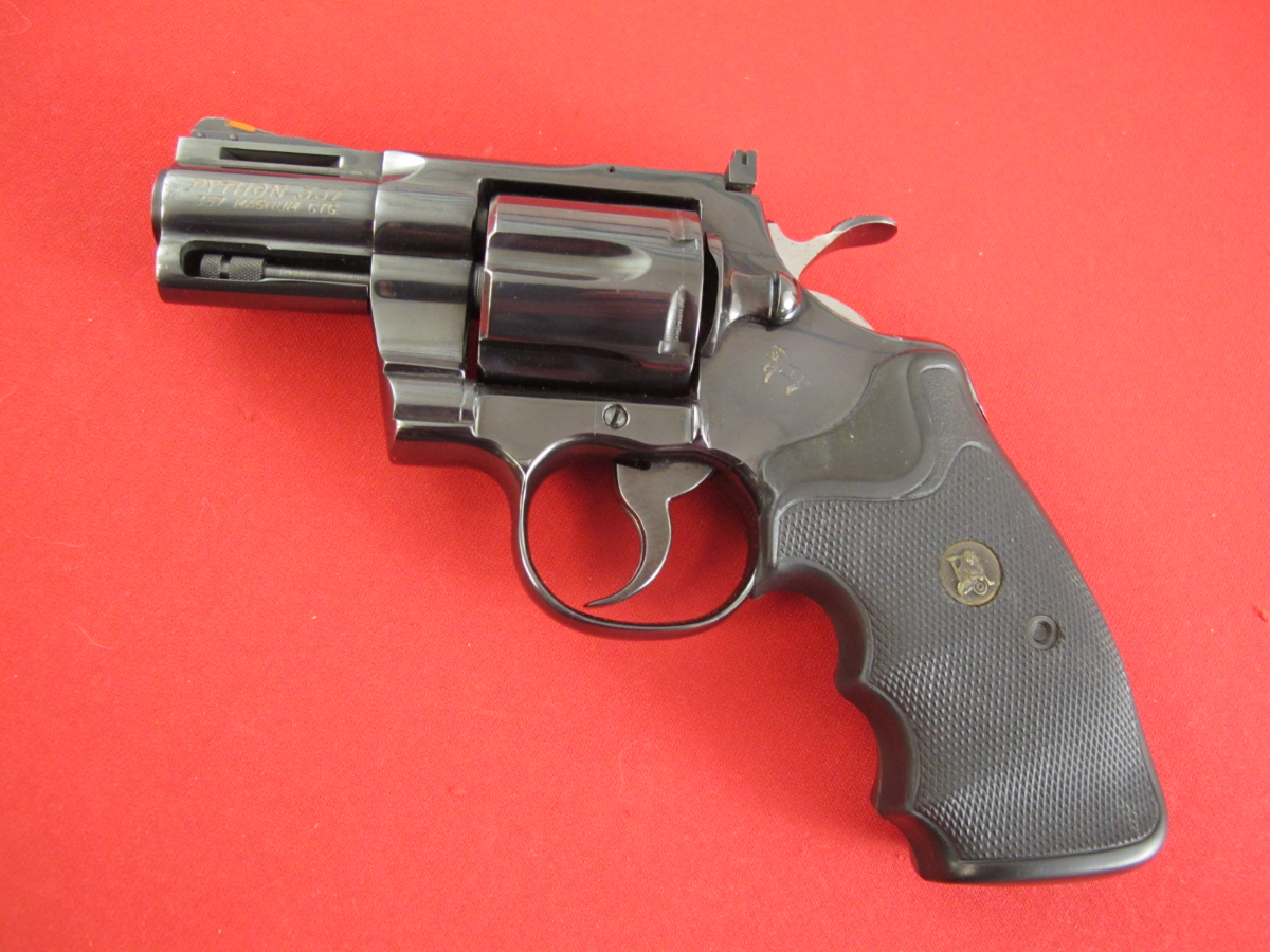 Colt Python 357mg, 2.5in VR Blue, MFG 1976, Pachmayr Grips, NO RESERVE .357 Magnum - Picture 1