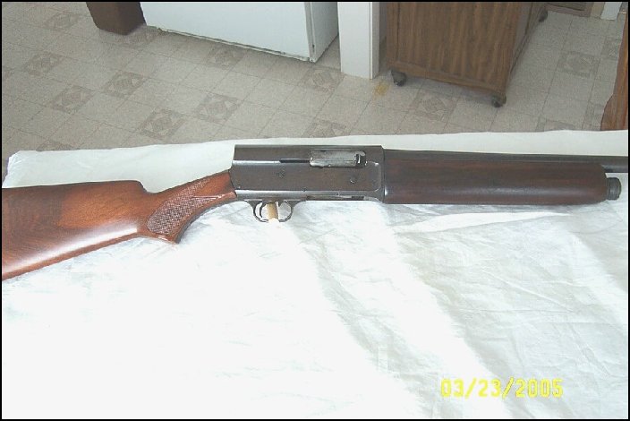 Remington REMINGTON-UMC MODEL 11 12 GAUGE SEMI-AUTO SHOTGUN,