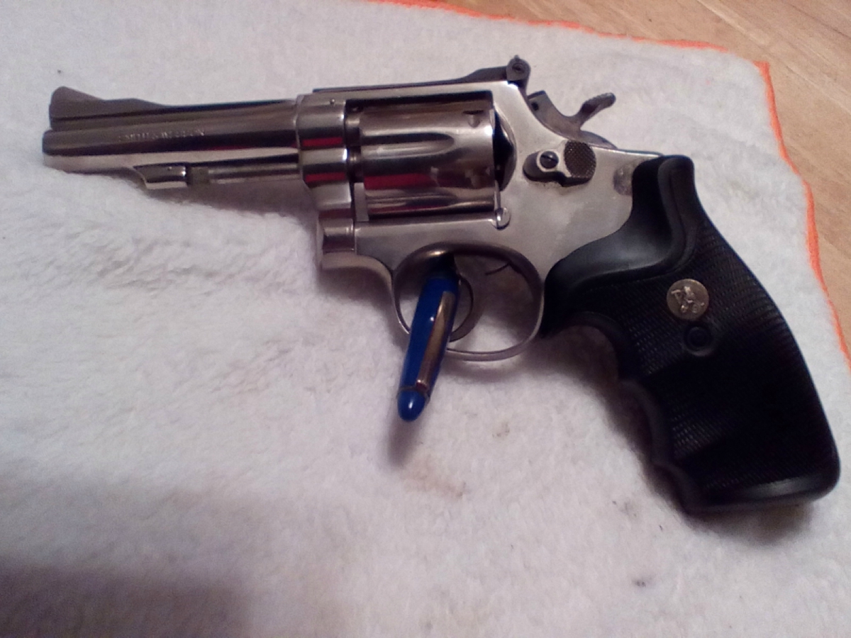 Smith and Wesson - Nickel Finish Smith&Wesson Model 15 .38 Special - Picture 1