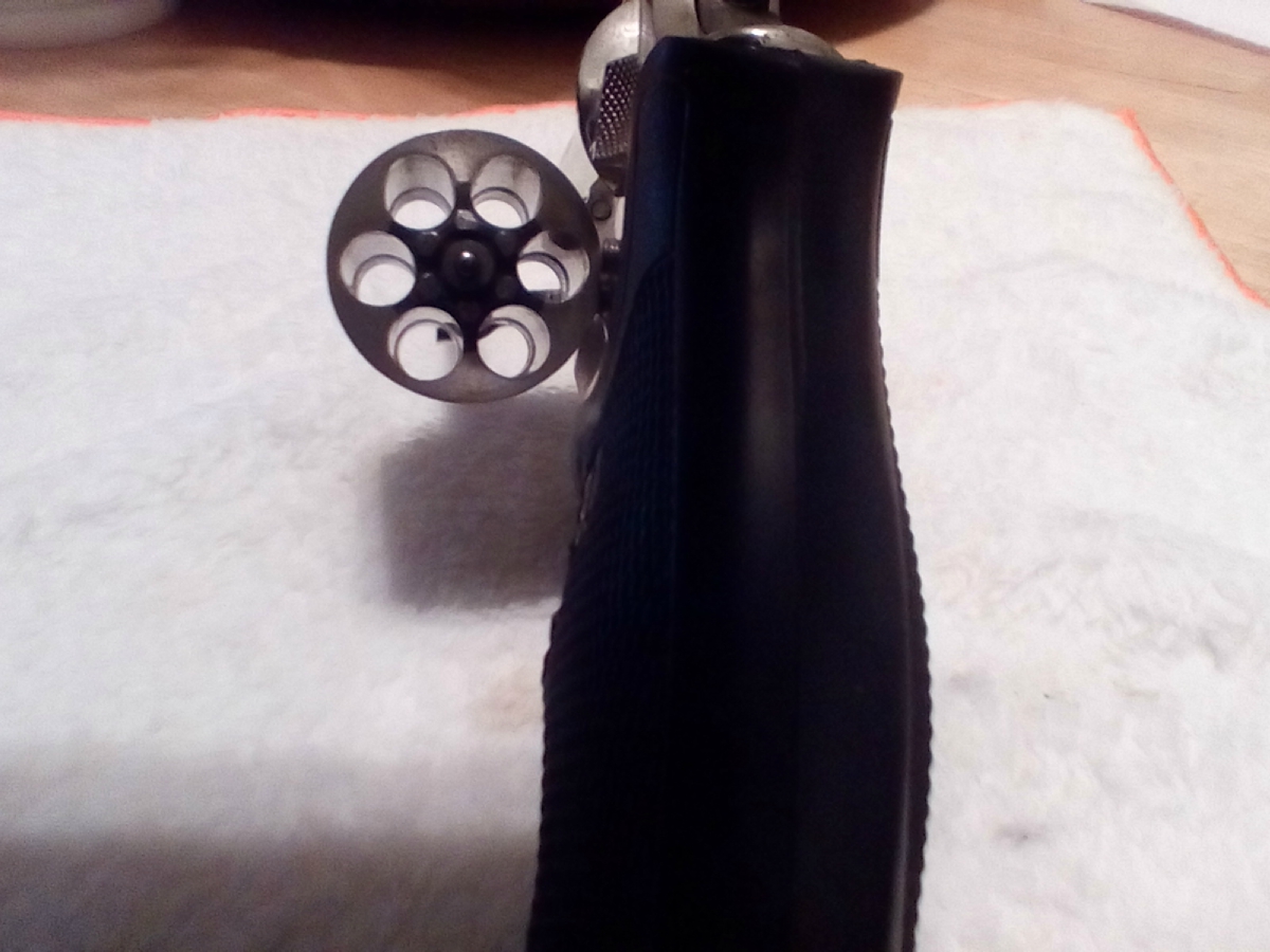 Smith and Wesson - Nickel Finish Smith&Wesson Model 15 .38 Special - Picture 4
