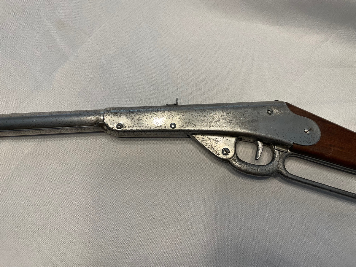 Daisy Model B 1000 Shot BB 17180374