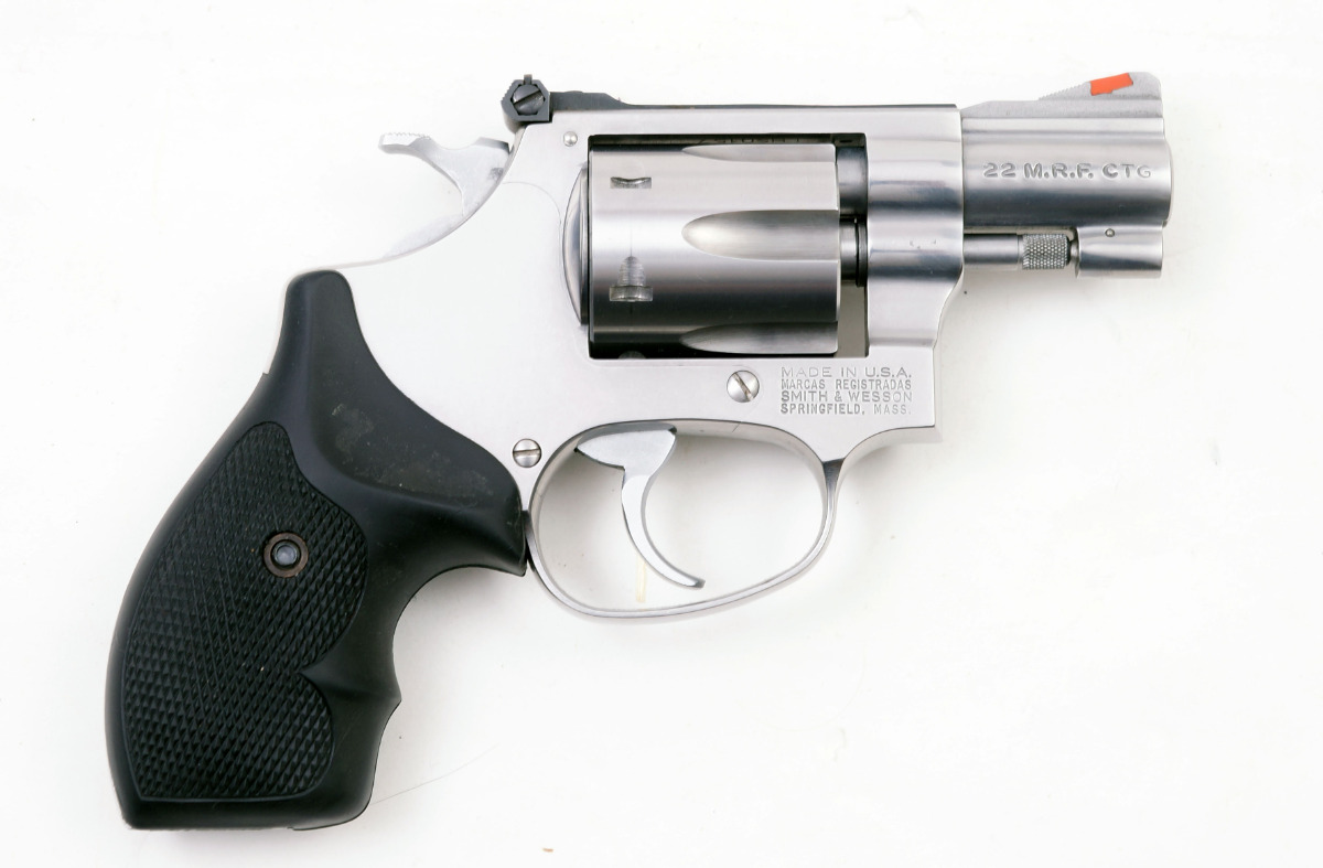 smith-wesson-model-651-1-2