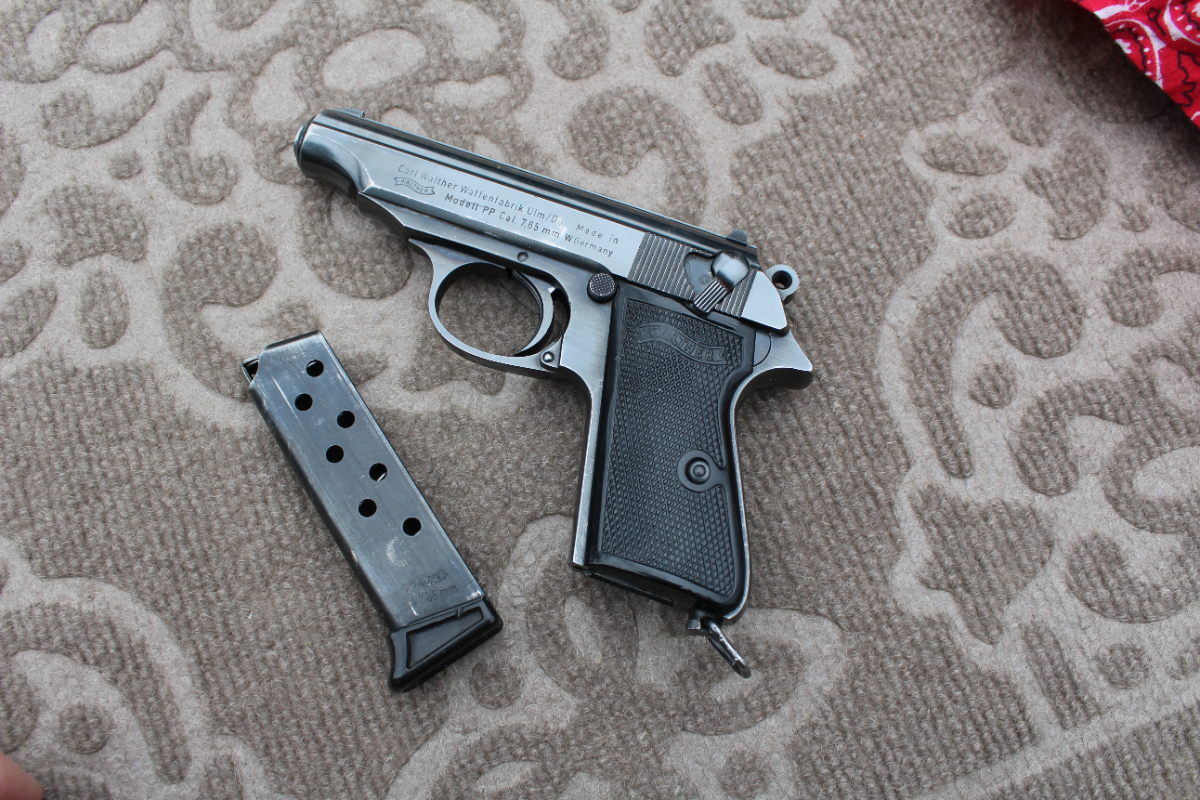 Walther PP, .32 ACP/7.65mm Browning, 1986, Made in Germany .32 Auto (7.65 Browning) - Picture 7