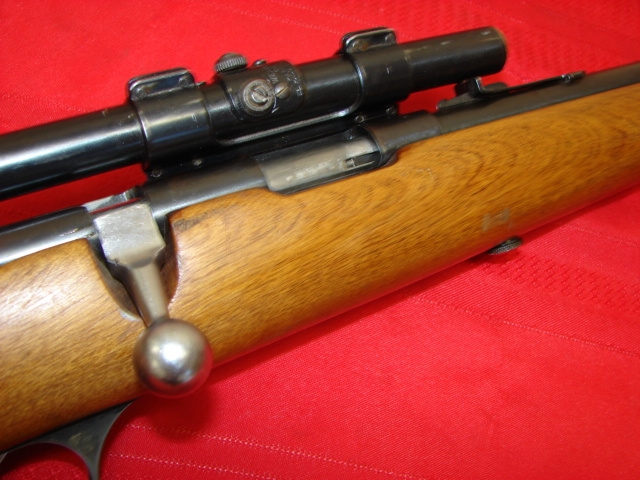 Stevens Model 860 Bolt Action 22 Cal Repeater With Weaver G4 Scope No Res