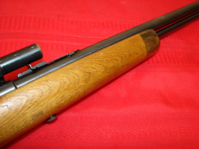 Stevens Model 860 Bolt Action 22 Cal Repeater With Weaver G4 Scope