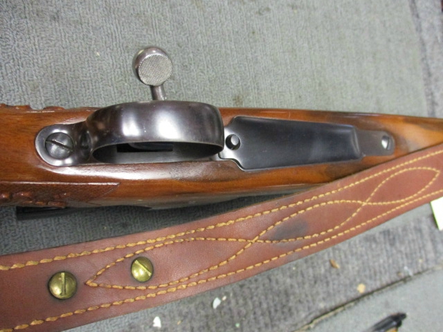 FABRIQUE NATIONALE - EARLY POST WW2 COMMERCIAL HUNTING RIFLE. FANTASTIC BLUE, WONDERFUL STOCK. - Picture 7