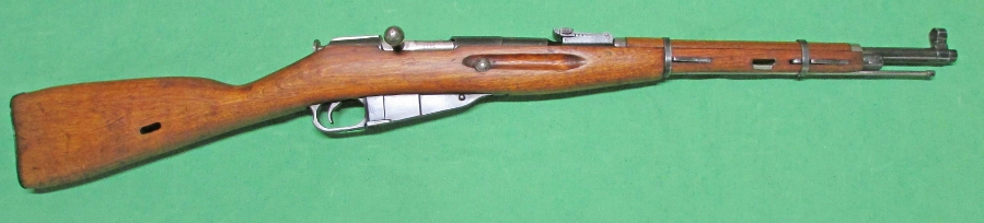 Russian - 1938 Carbine, matching, 1943 dated