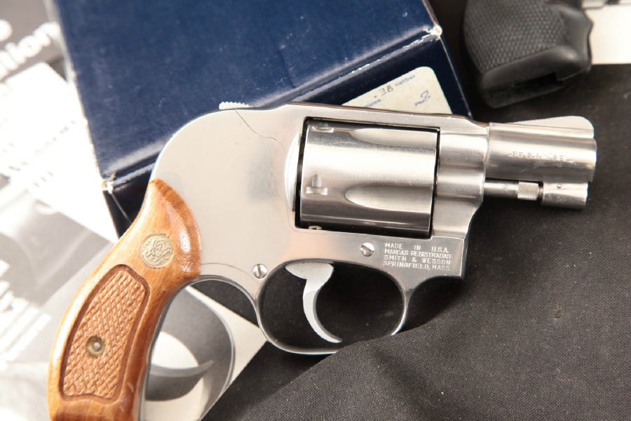 Smith & Wesson S&W Model 649, The .38 Bodyguard, Stainless Steel 2” - 5-Shot Double Action DA/SA Revolver, MFD 1985-88 - Picture 3